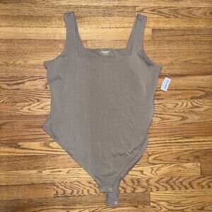 Old Navy Square Neck Tank Top Bodysuit Women's Size 3X Minimalist Layering Taupe